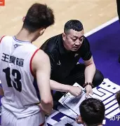 火箭主帅赞扬球队，精神面貌良好